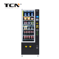 Space-saving capacity with adjustable universal slot
