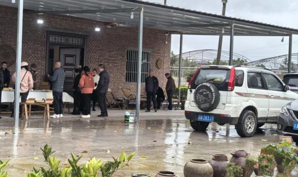 c3d7f1fcbe8d2d902d4efb3f6d0612ed