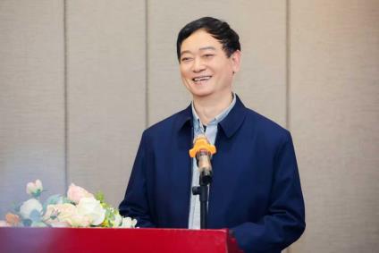 b52b2ad0f15e59d62e36f20a0b449f99