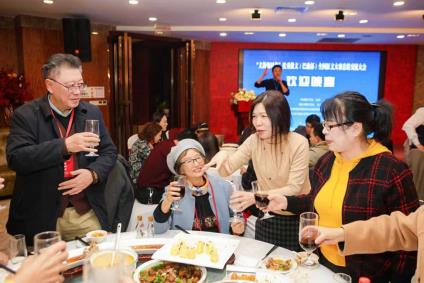 b0c0f4af1712d2e7e5a70bdb6810ffa2