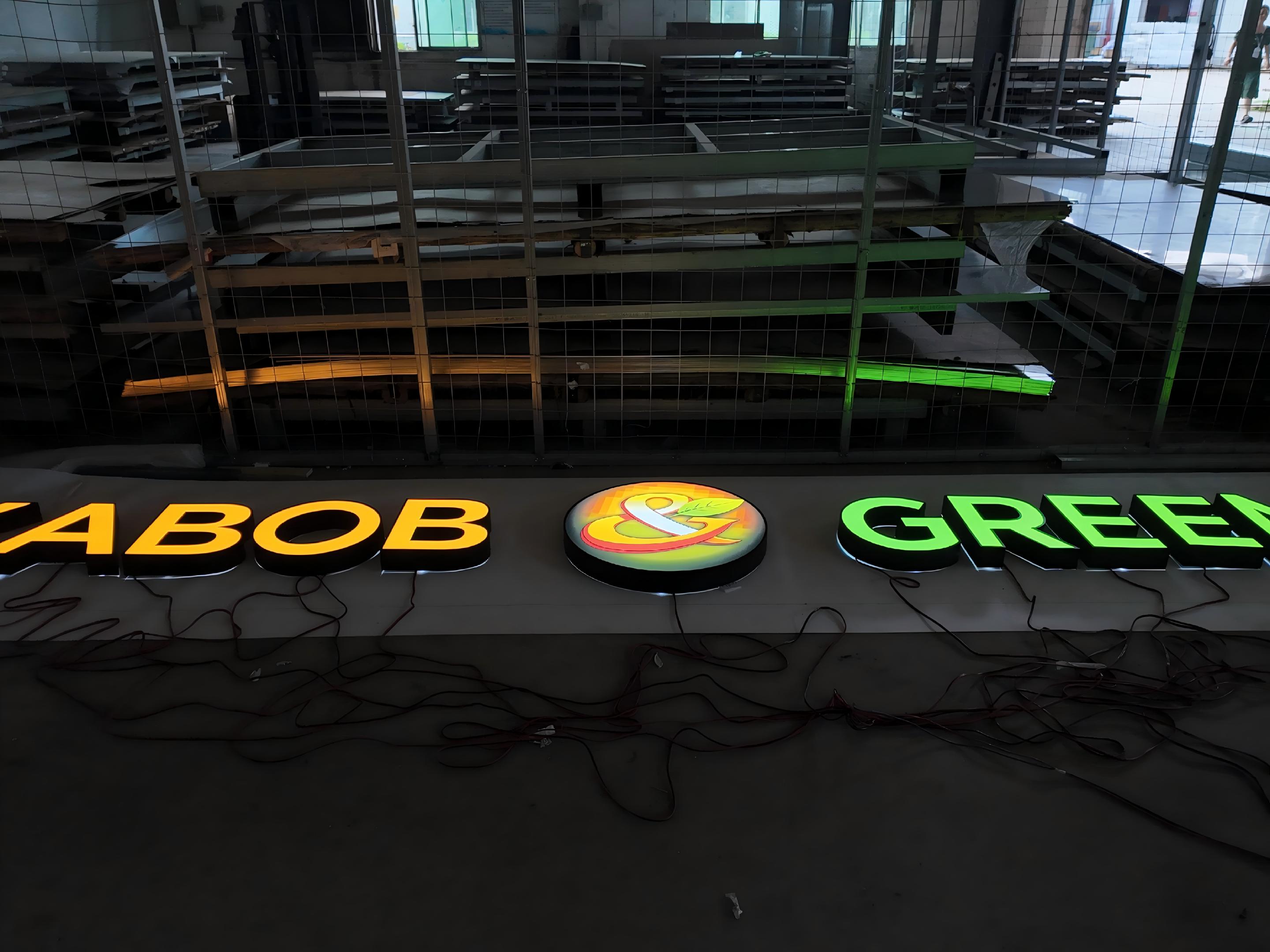 SZRODEN-SIGN-frontlit-channel-letters-restaurant-factory-light-test