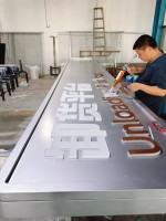 szroden-sign-parking-sign-letter-installation