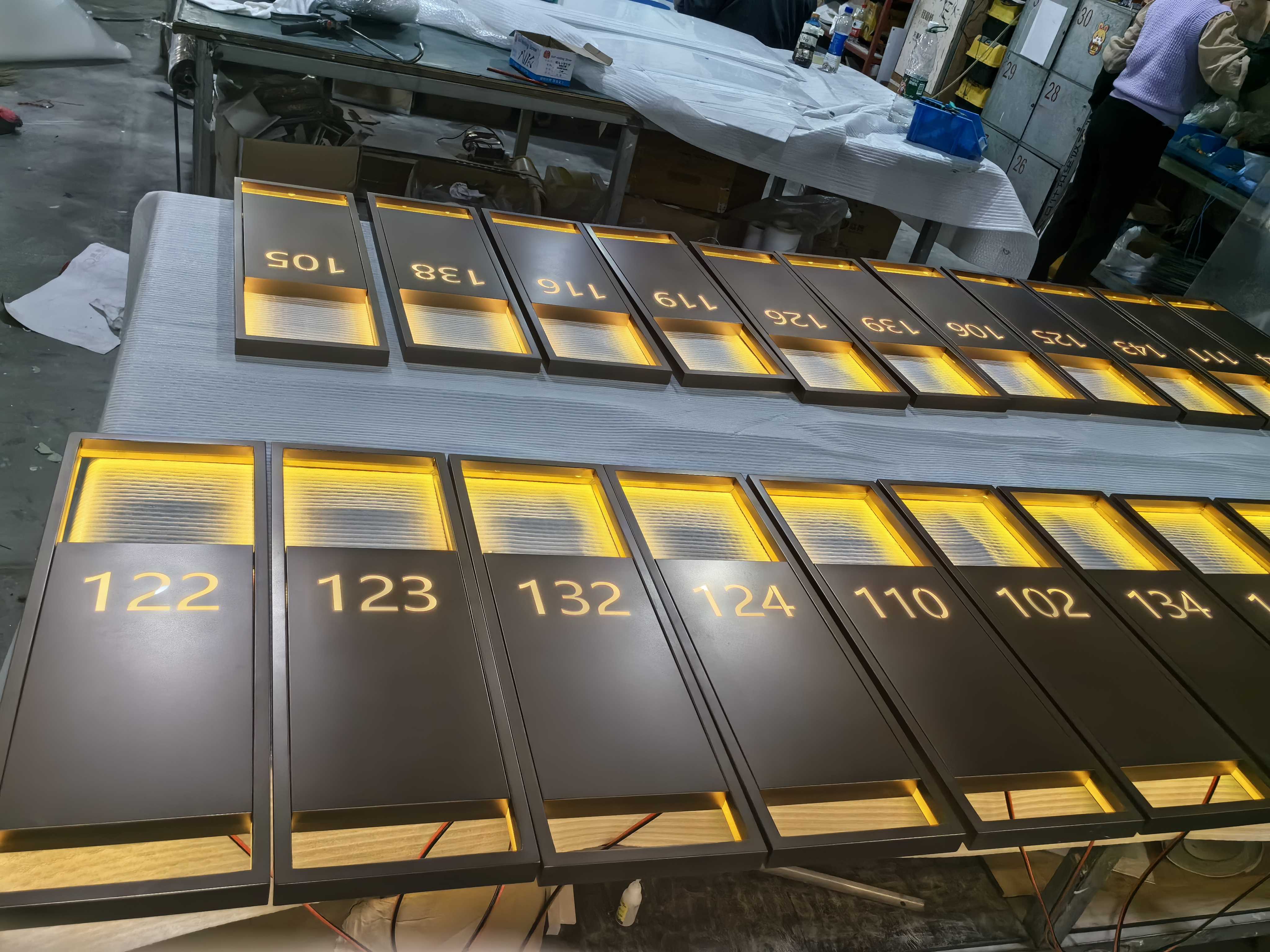 szroden-sign-hotel-room-number-sign-batch-production
