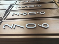 szroden-sign-custom-hotel-door-number-sign-detail
