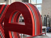 szroden-sign-freestanding-3d-letter-sign-installation-view
