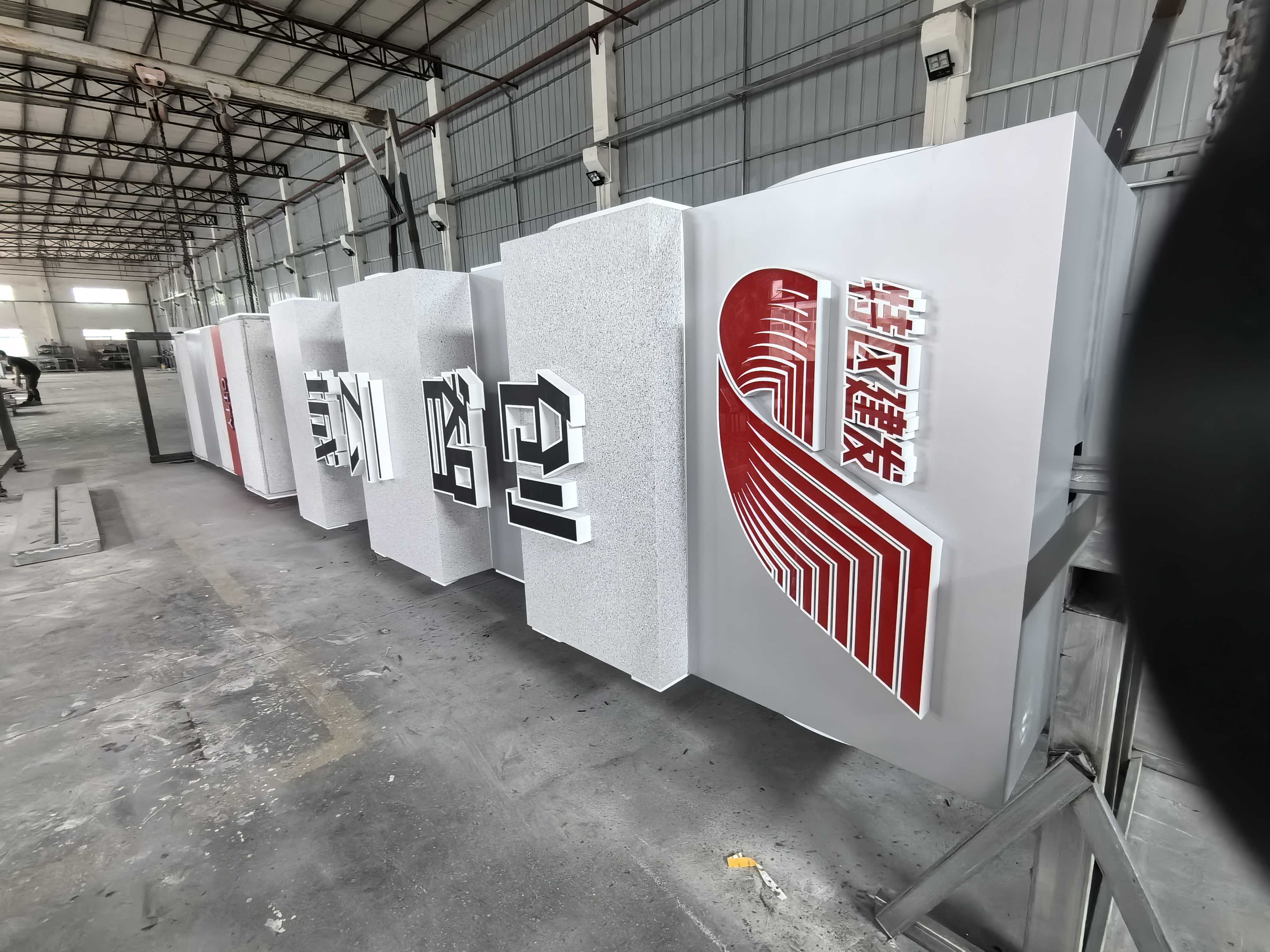 custom-monument-sign-3d-lettering-side-view