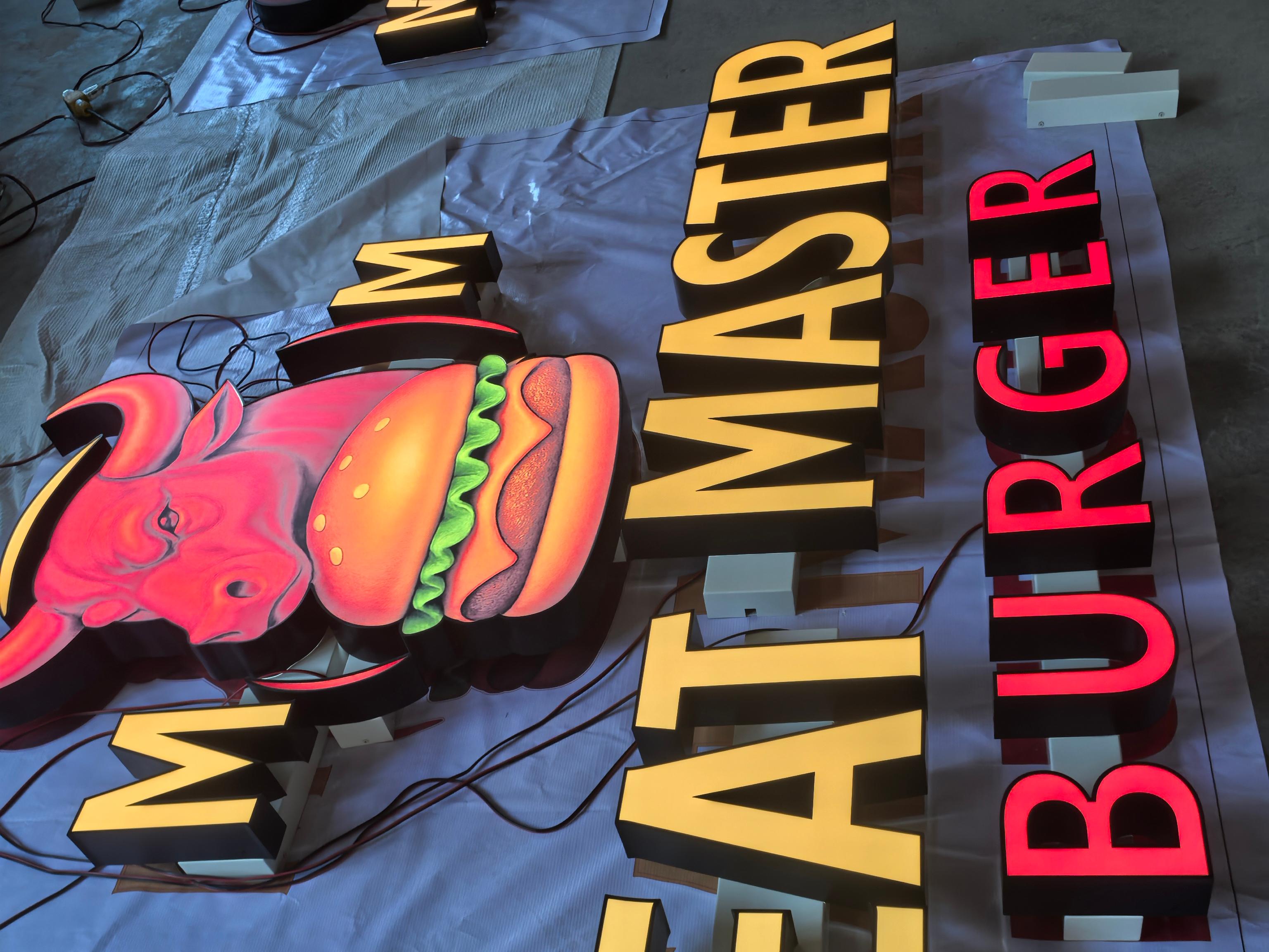 burger-restaurant-factory-illuminated-bull-logo-letter-detail.jpg