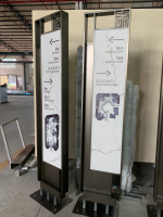 pylonsign10