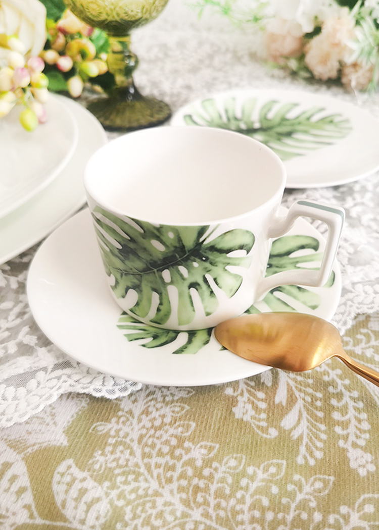 龟背竹02-2c9af7e1daef0be775621ddffdb0114c_origin-1