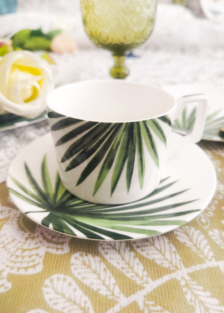 龟背竹03-c281381ece67242aca2fba7a5dad0618_origin-1