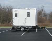 2-STATIONLUXURYRESTROOMTRAILER-2-STATIONLUXURYRESTROOMTRAILER3