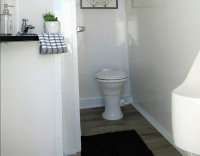 2-STATIONLUXURYRESTROOMTRAILER-2-STATIONLUXURYRESTROOMTRAILER4