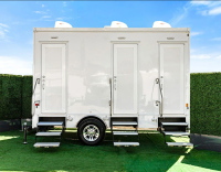 4-STATIONLUXURYRESTROOMTRAILER-4-STATIONLUXURYRESTROOMTRAILER3