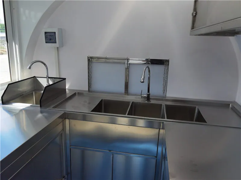 SRC230trailerwhite01