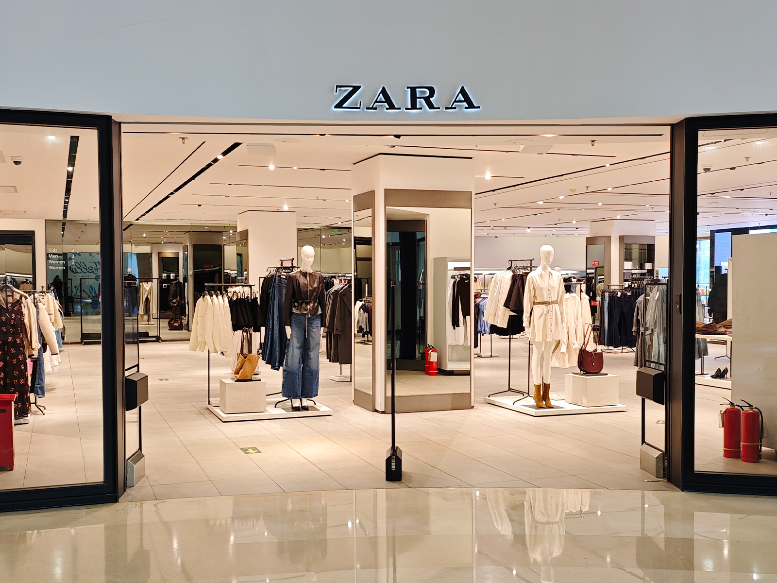 世贸天阶南街L1-122