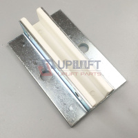 UP002070借通力对重导靴电梯导靴DX4D长度140-1