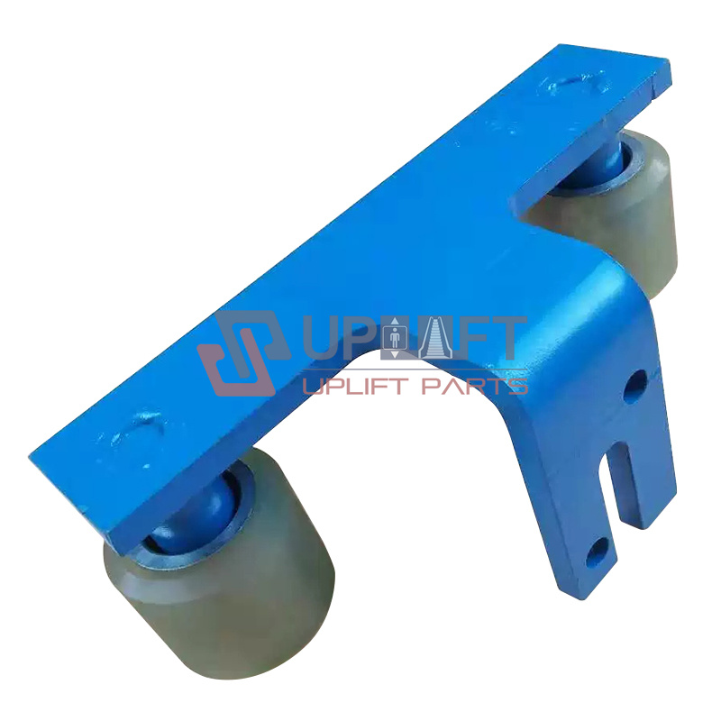 UP000903借扶手带压紧装置-7