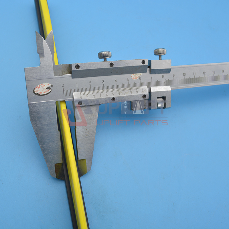 UP001037借橡胶耐磨条-7