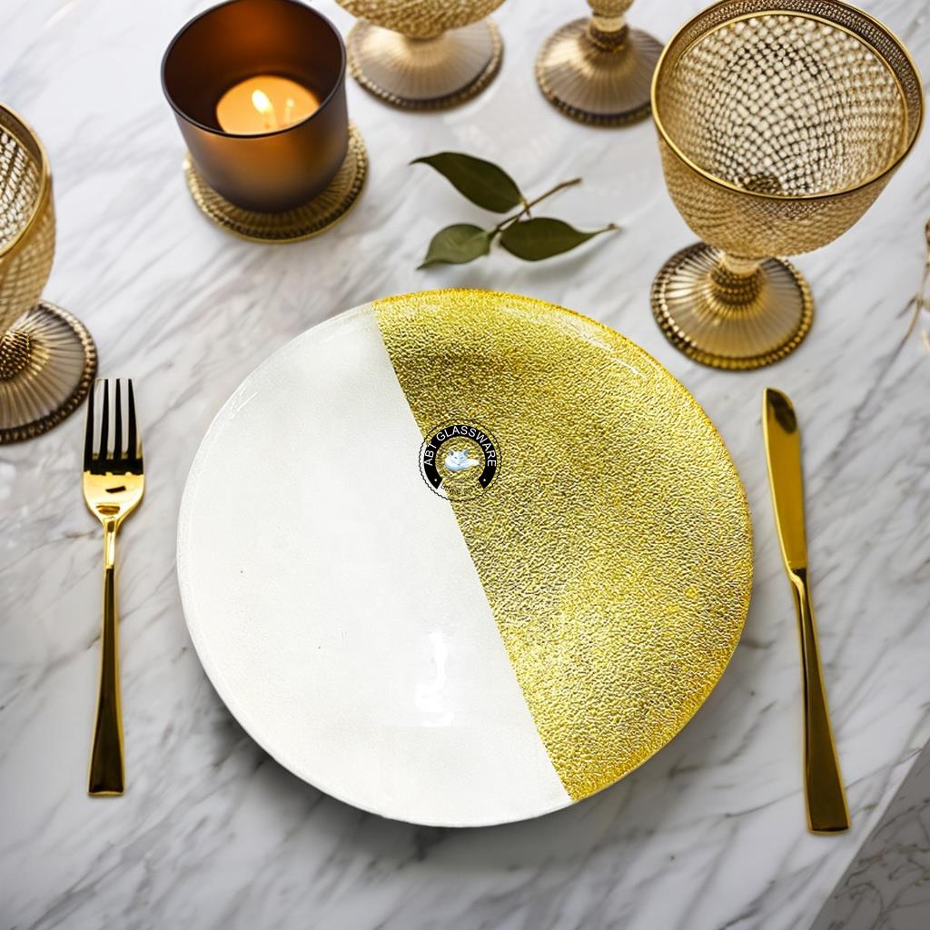 whiteandgoldchargerplate2