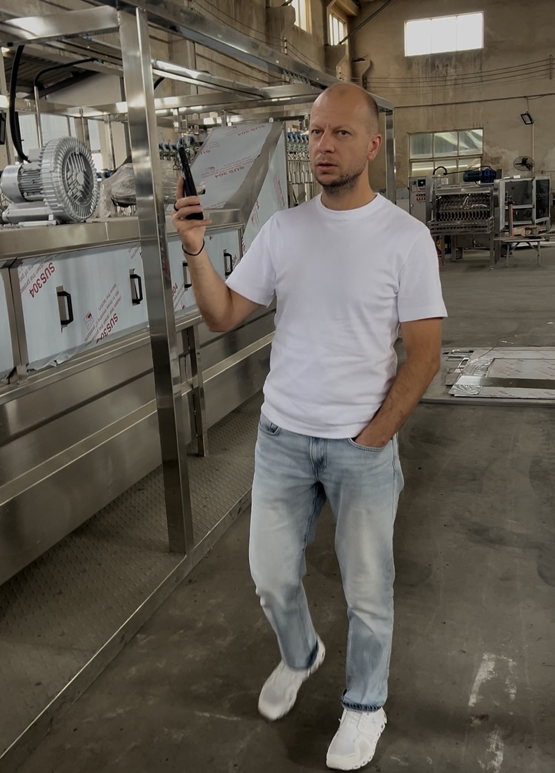 Ukrainian Customer Inspects 1000 BPH Chicken Slaughtering Line-Nanjing ...
